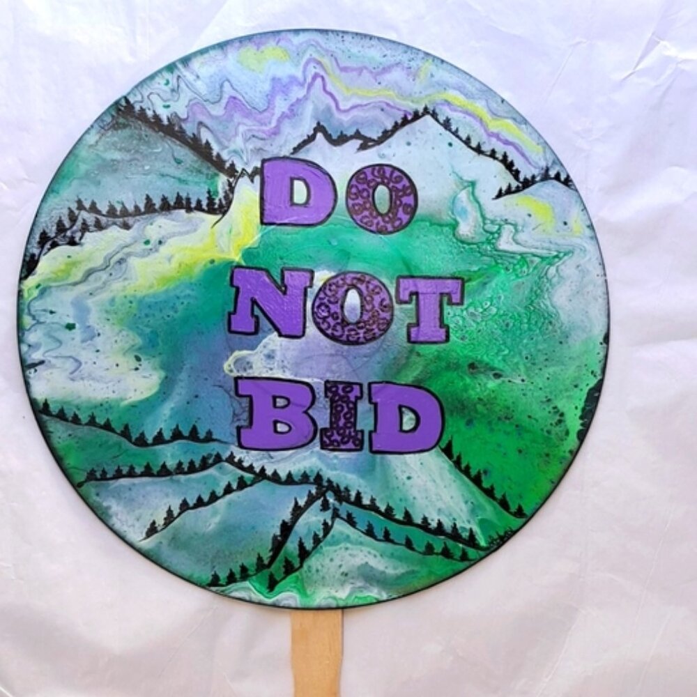 Hand Crafted Vinyl Record Sign DO NOT BID Auction Paddle Acrylic Fluid Art - Picture 1 of 9